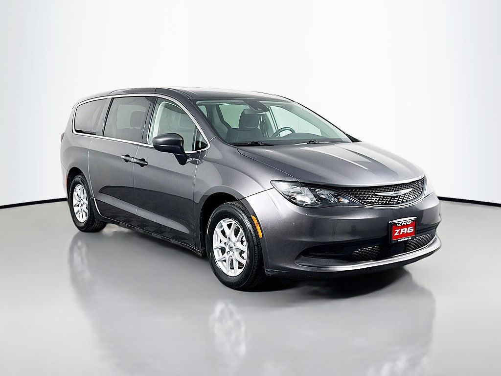 2023 Chrysler Voyager LX Fleet