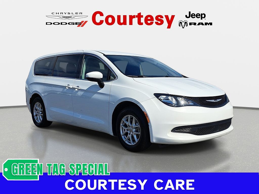 2023 Chrysler Voyager LX Fleet