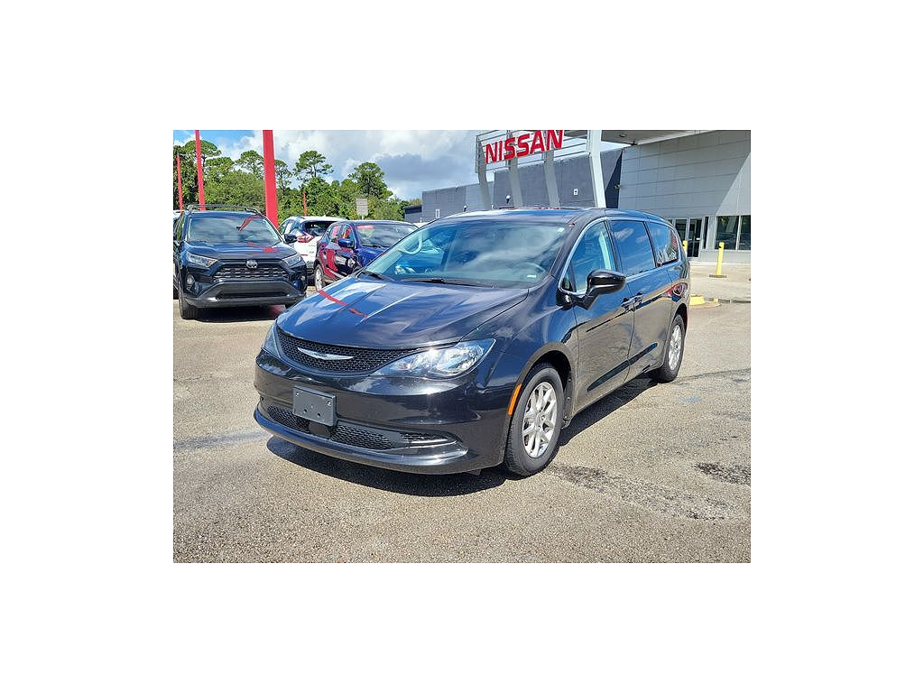 2023 Chrysler Voyager LX Fleet
