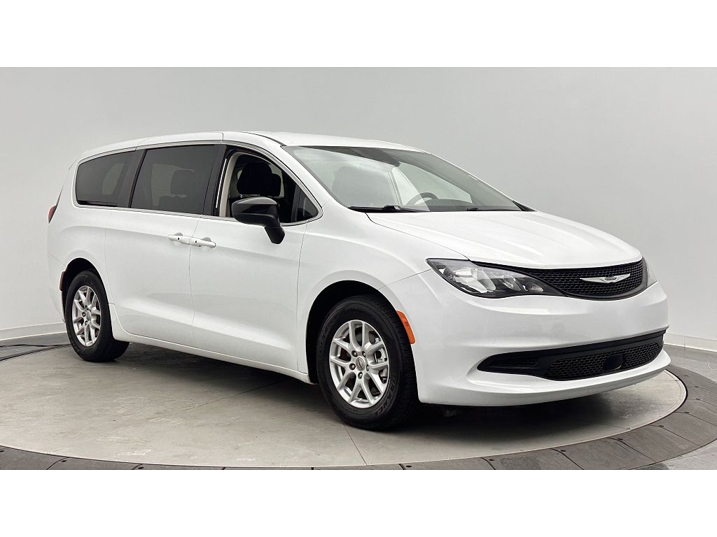 2024 Chrysler Voyager LX Fleet