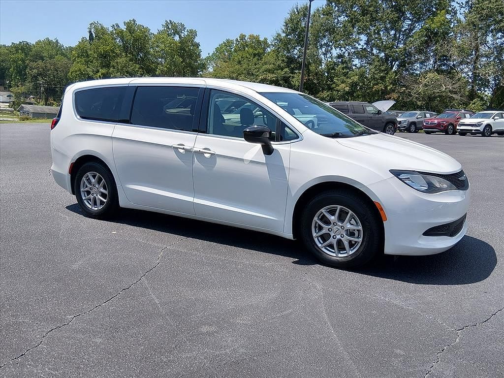 2024 Chrysler Voyager LX Fleet