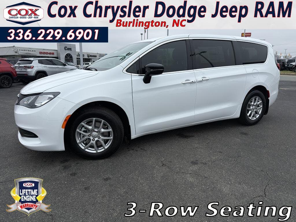 2026 Chrysler Voyager LX