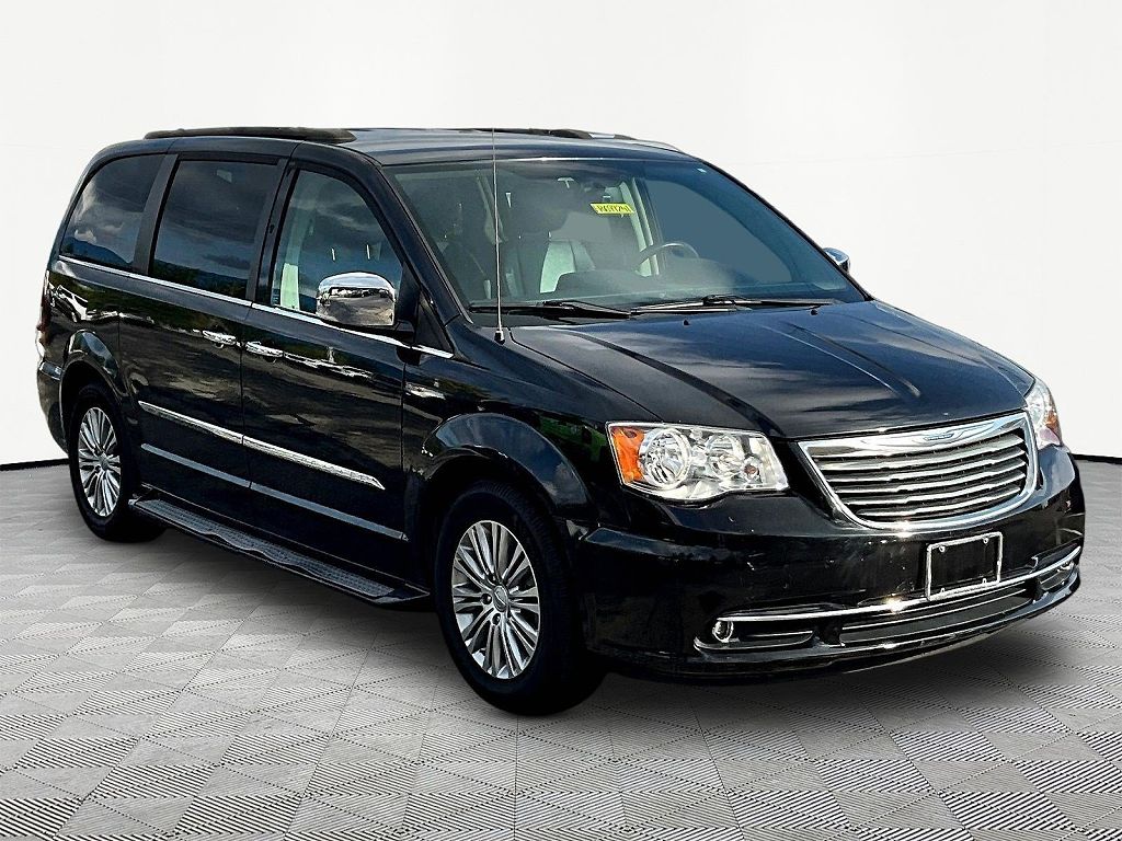 2015 Chrysler Town & Country Touring-L
