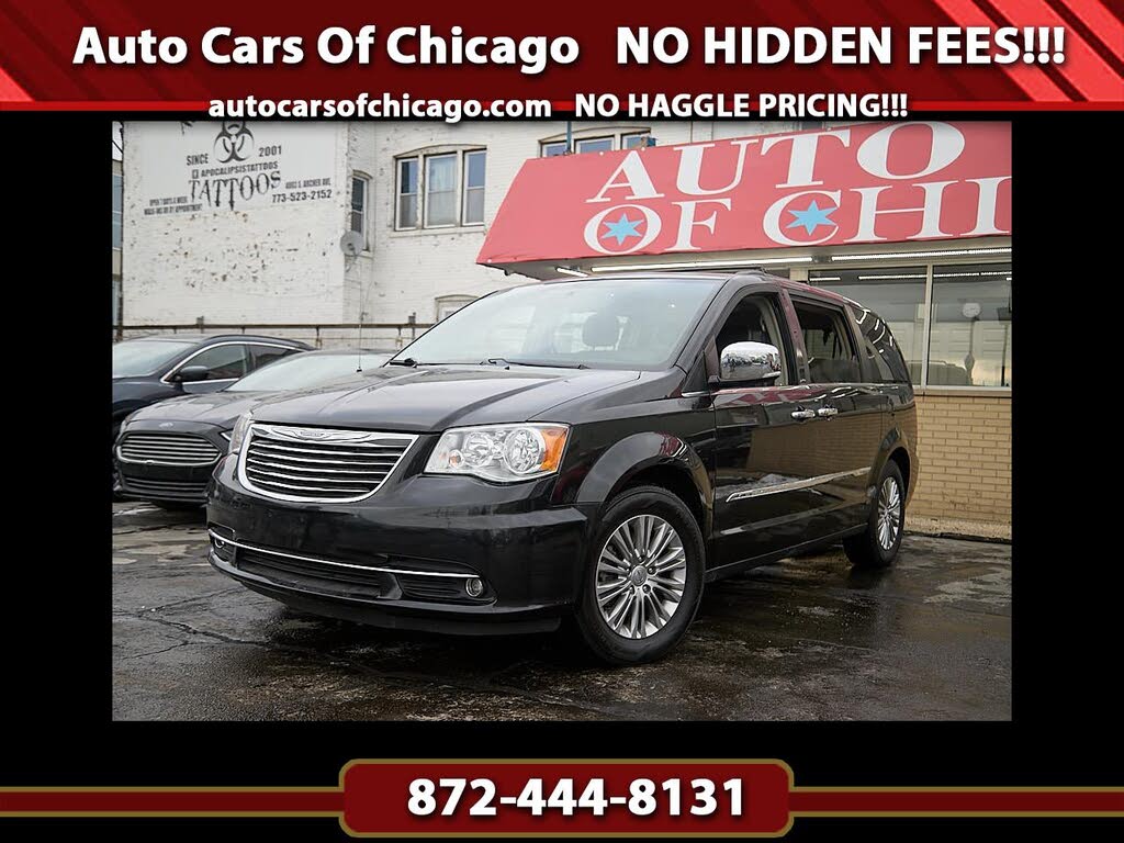 2016 Chrysler Town and Country Anniversary Edition