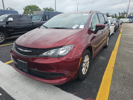 2023 Chrysler Voyager LX Fleet