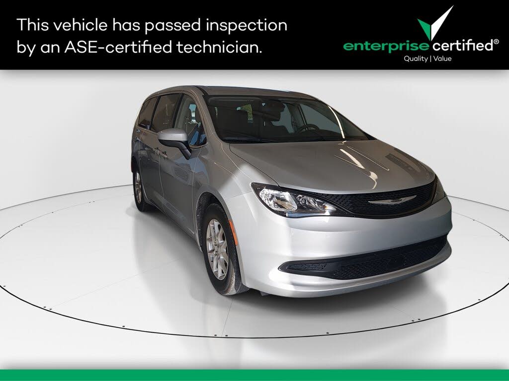 2023 Chrysler Voyager LX Fleet