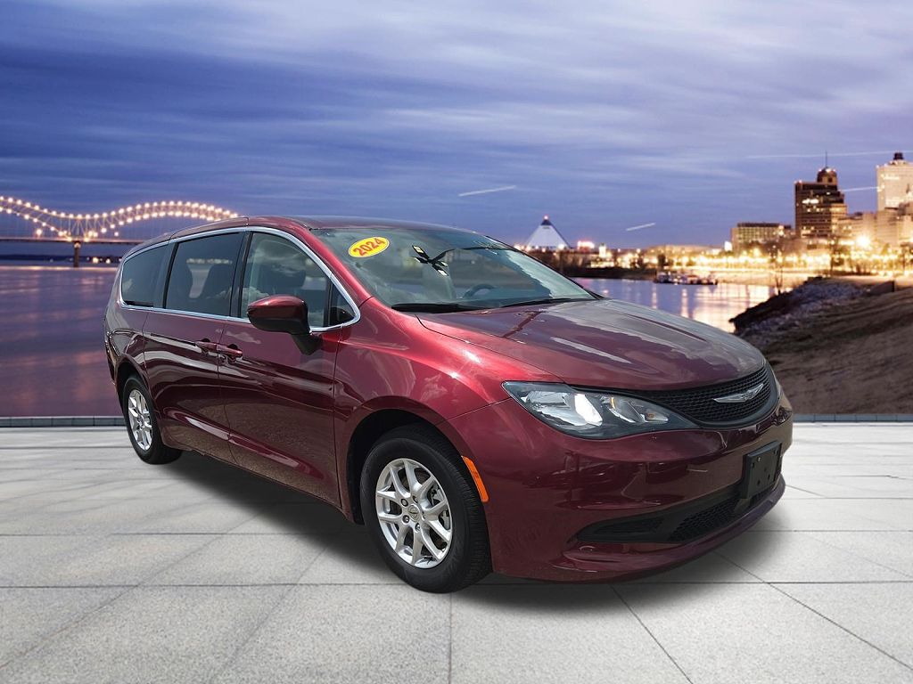 2023 Chrysler Voyager LX Fleet