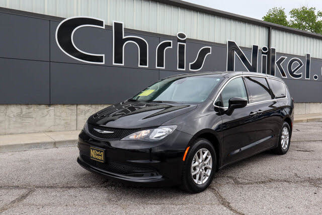 2023 Chrysler Voyager LX Fleet