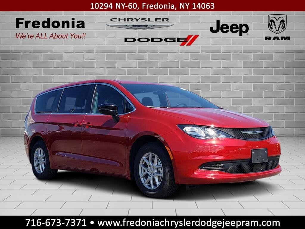 2026 Chrysler Voyager LX