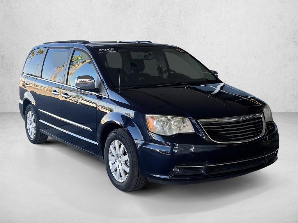2012 Chrysler Town & Country Touring-L
