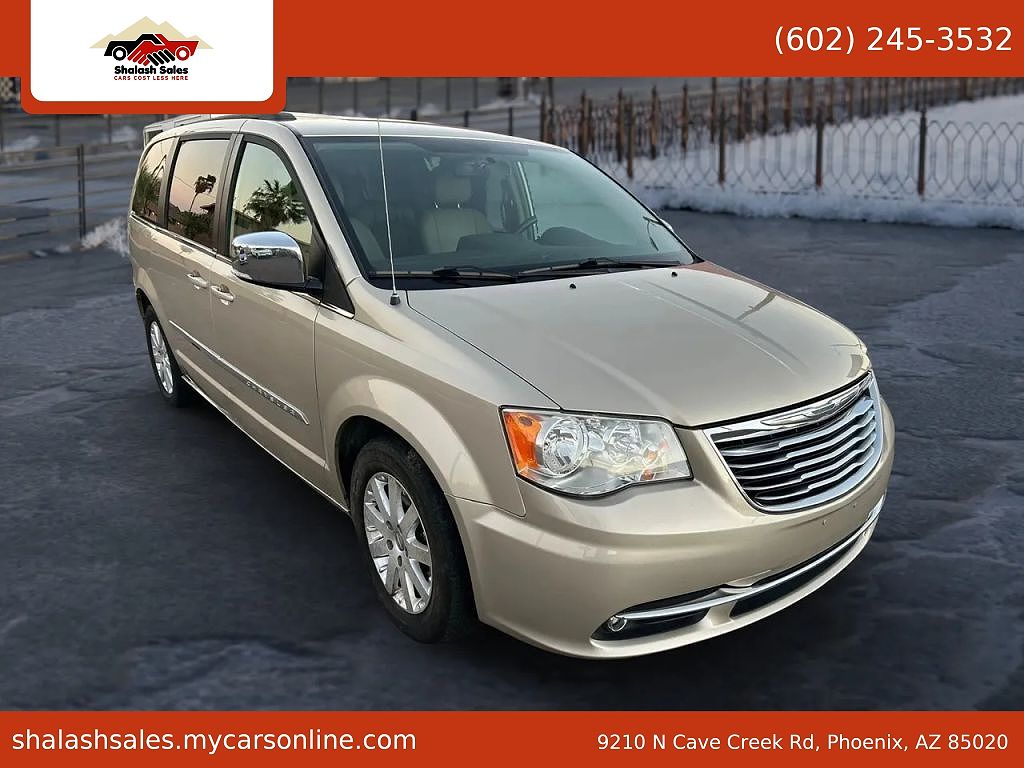 2012 Chrysler Town & Country Touring-L