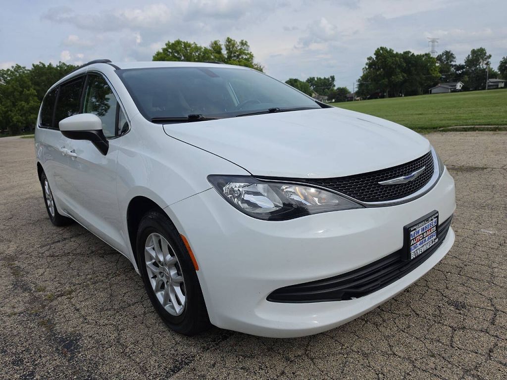 2020 Chrysler Voyager LX