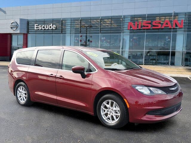 2022 Chrysler Voyager LX Fleet