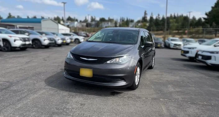 2023 Chrysler Voyager LX Fleet