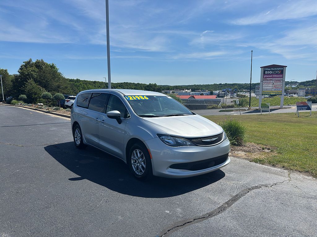 2023 Chrysler Voyager LX Fleet