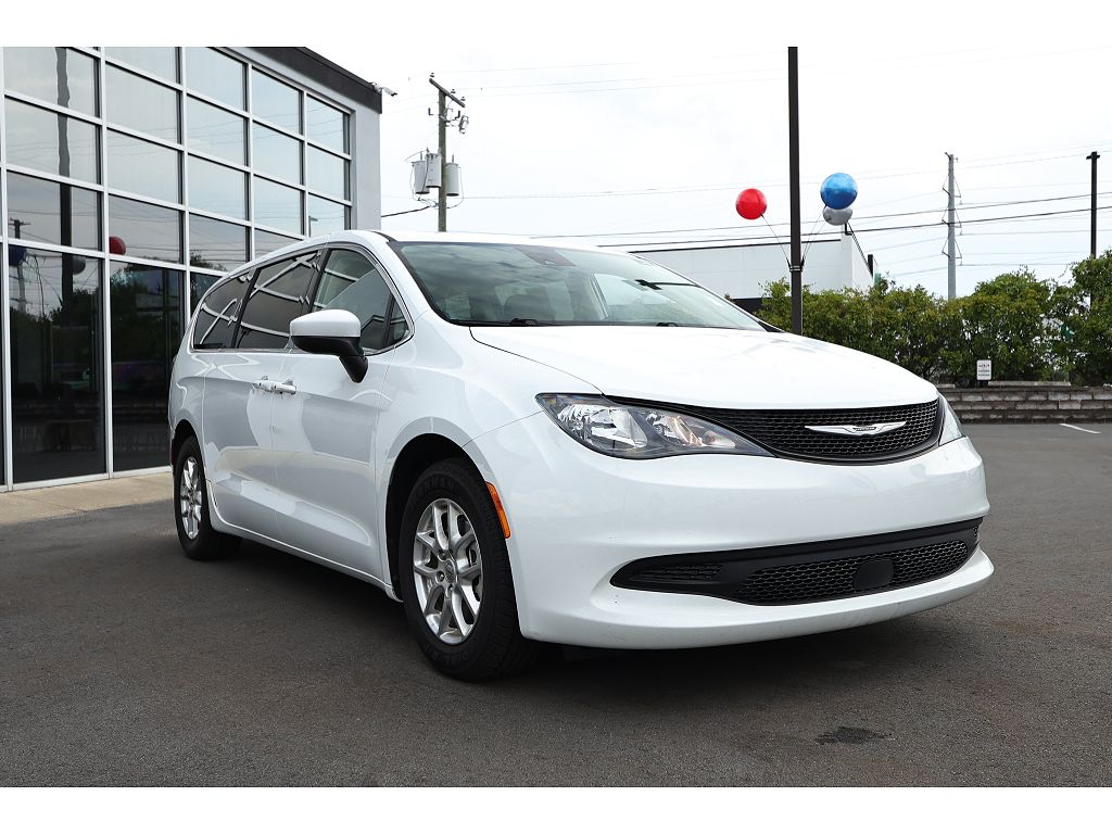 2023 Chrysler Voyager LX Fleet