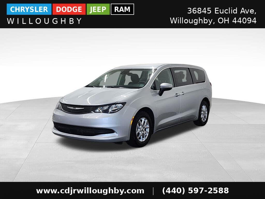2023 Chrysler Voyager LX Fleet