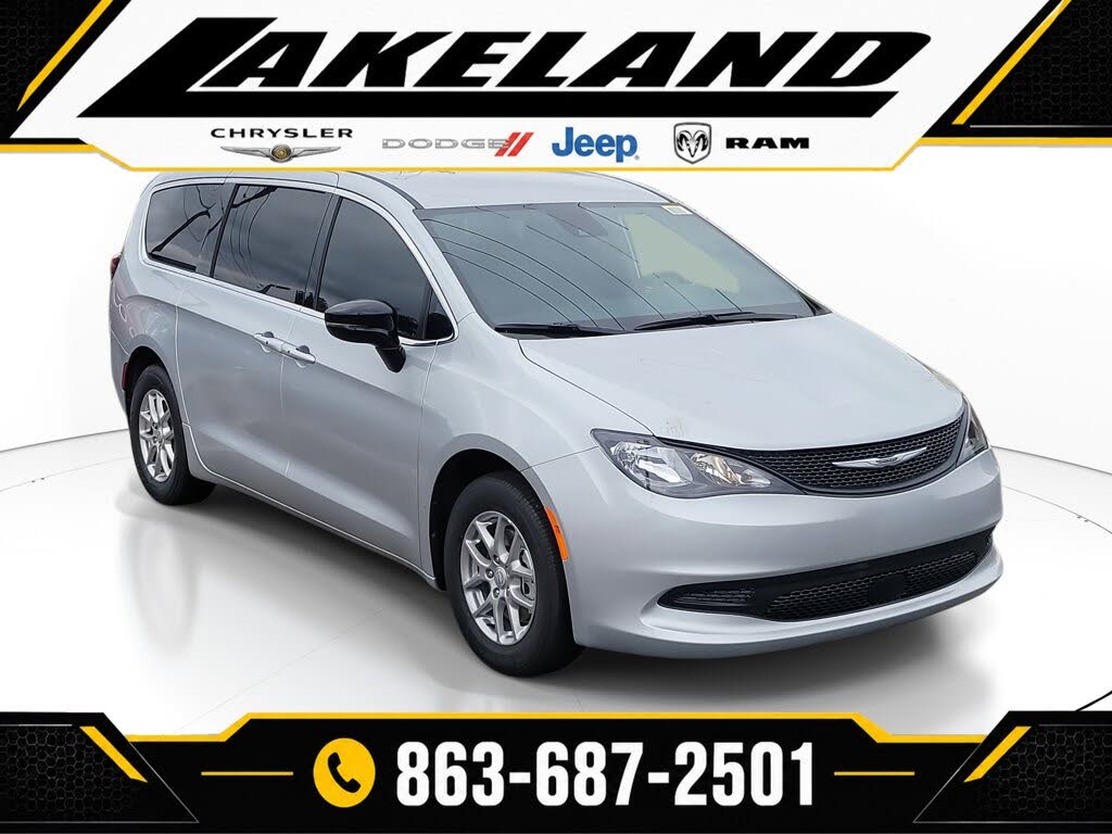 2026 Chrysler Voyager LX