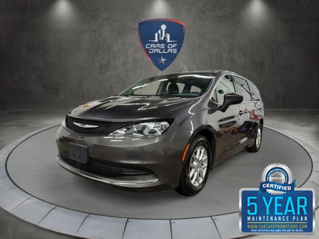 2023 Chrysler Voyager LX Fleet