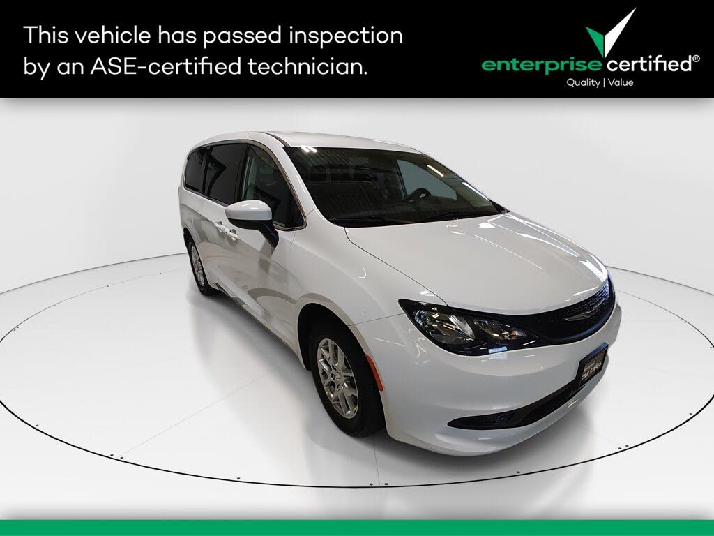2023 Chrysler Voyager LX Fleet
