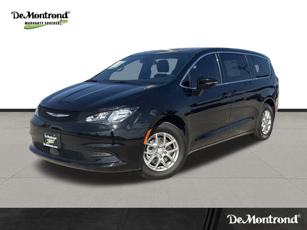 2026 Chrysler Voyager LX