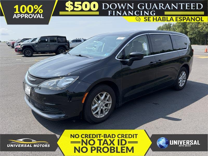 2023 Chrysler Voyager LX Fleet