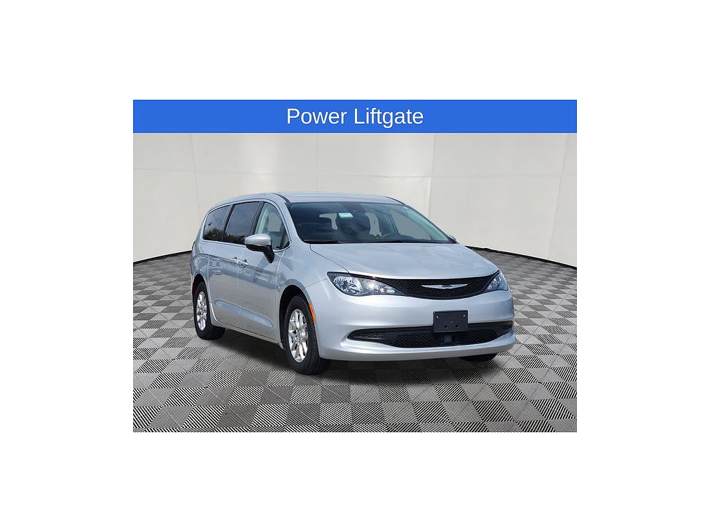 2023 Chrysler Voyager LX Fleet