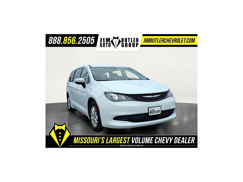 2023 Chrysler Voyager LX Fleet