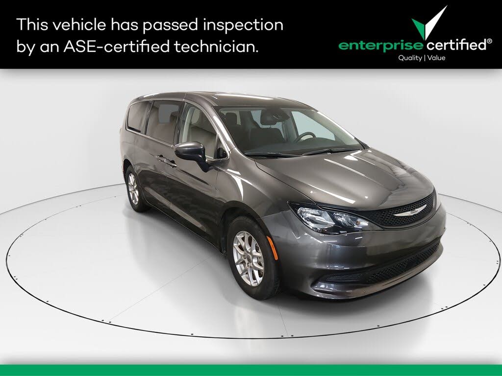 2023 Chrysler Voyager LX Fleet