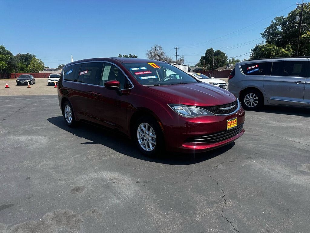 2017 Chrysler Pacifica LX