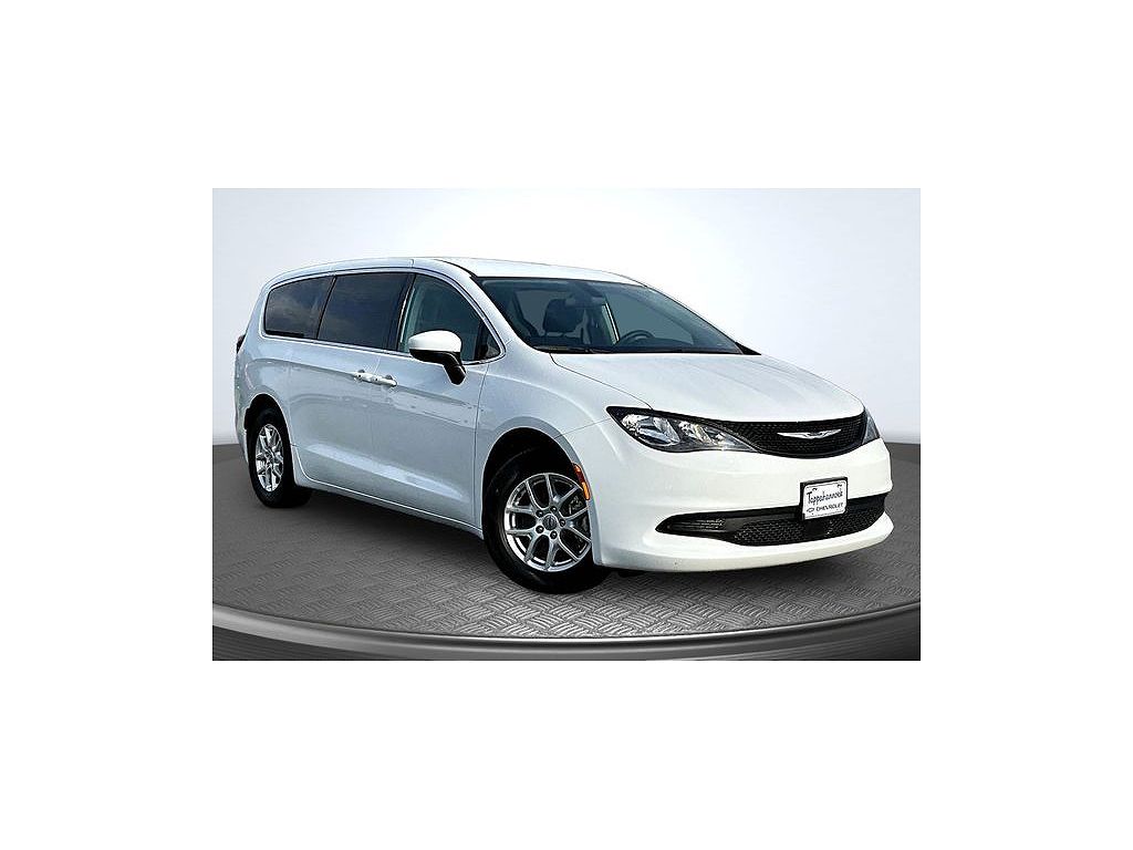 2022 Chrysler Voyager LX Fleet
