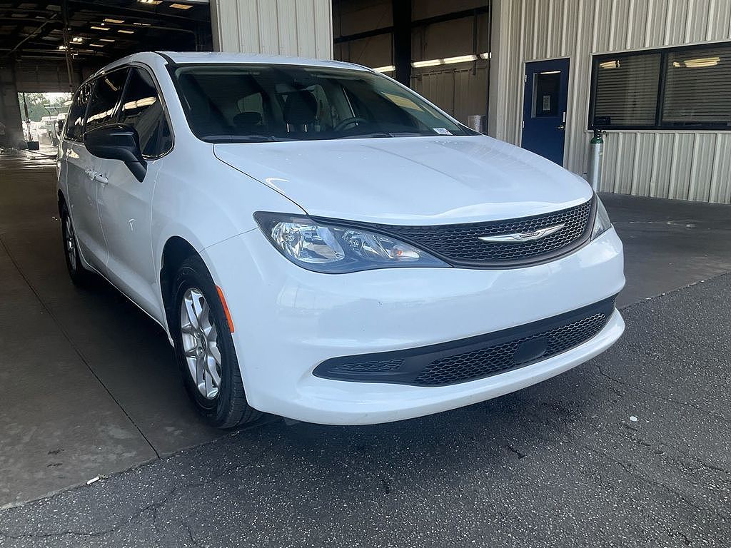 2024 Chrysler Voyager LX Fleet