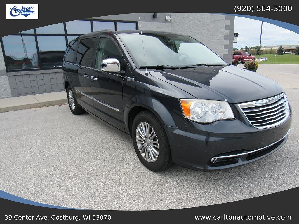 2013 Chrysler Town & Country Touring-L