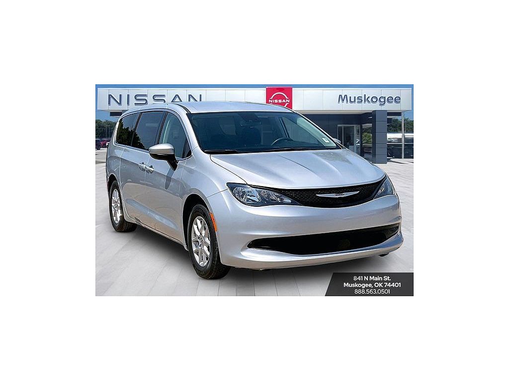 2023 Chrysler Voyager LX Fleet