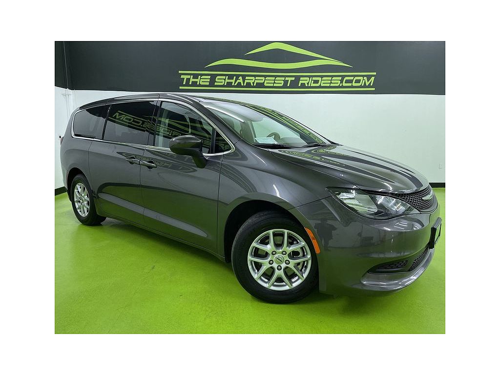 2023 Chrysler Voyager LX Fleet