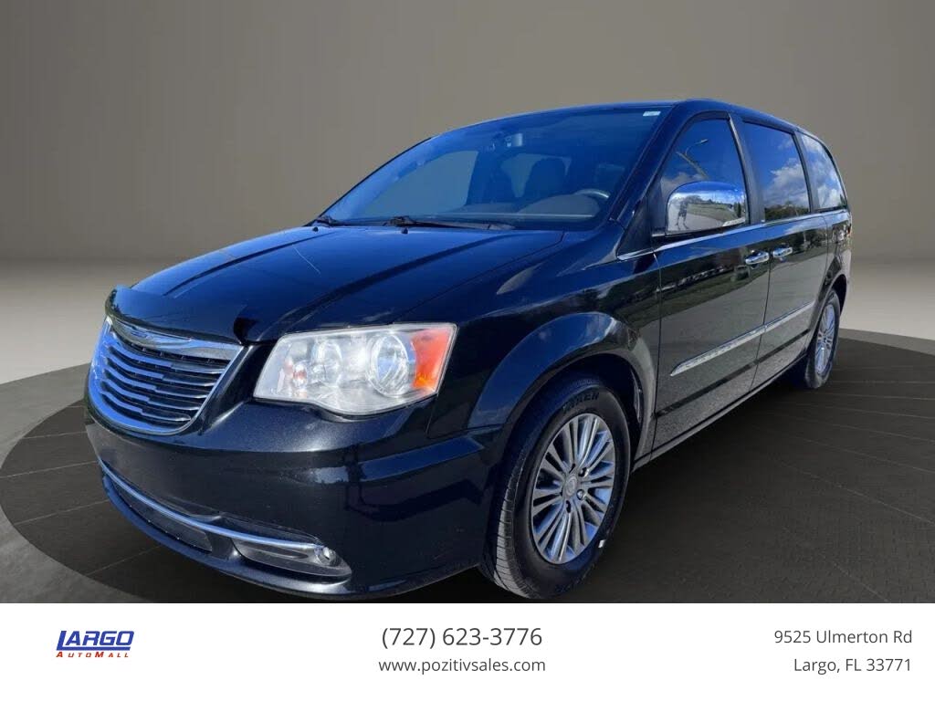 2014 Chrysler Town & Country Touring-L