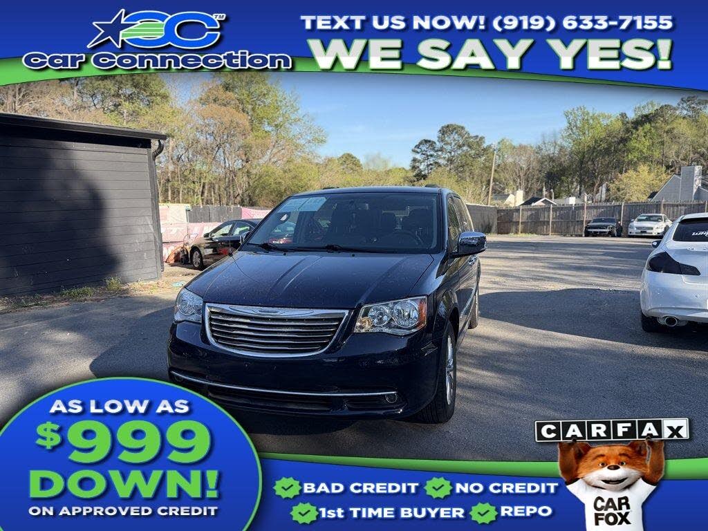 2015 Chrysler Town and Country Touring-L