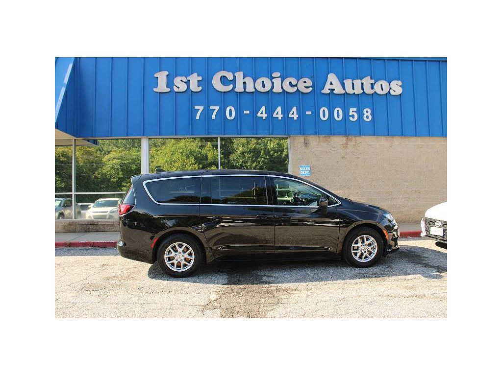 2023 Chrysler Voyager LX Fleet