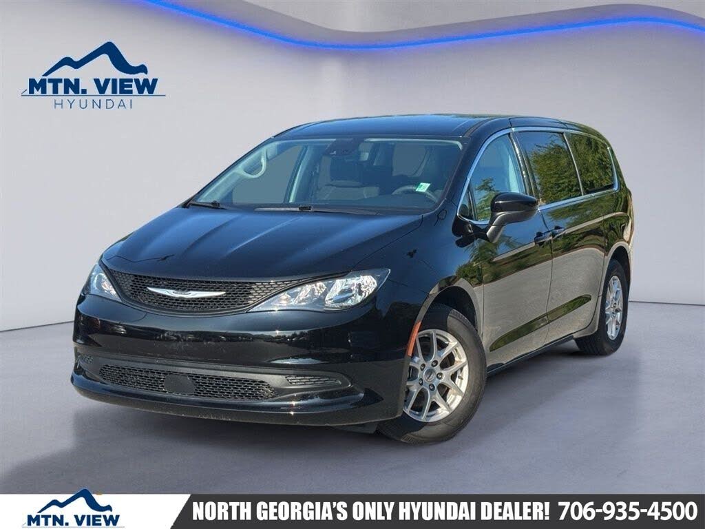 2024 Chrysler Voyager LX Fleet