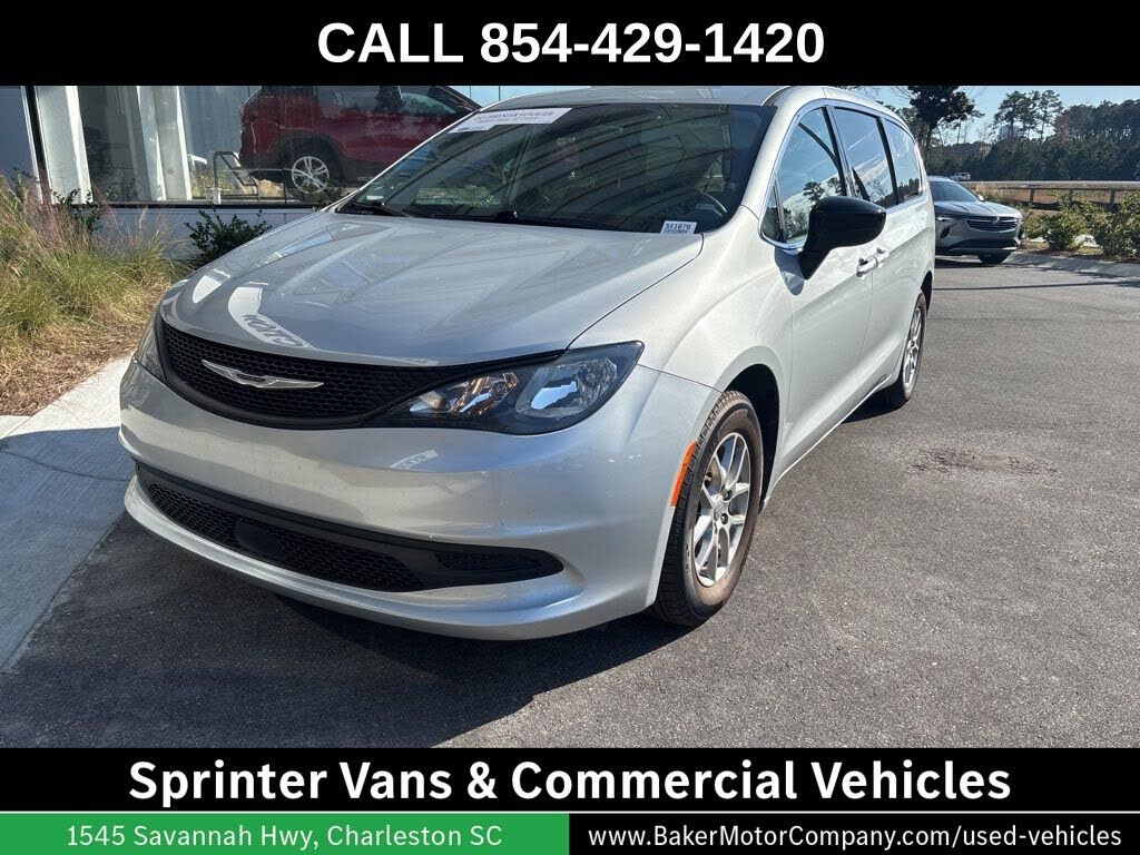 2024 Chrysler Voyager LX Fleet