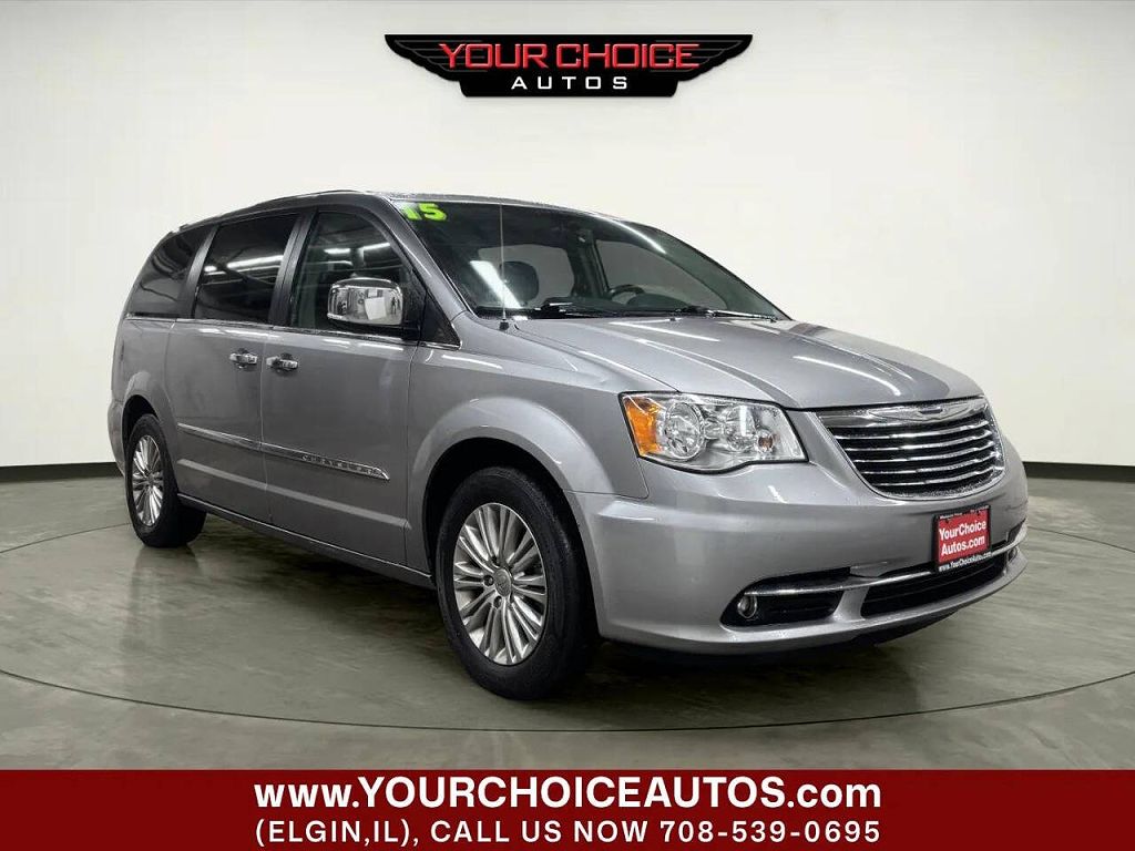 2015 Chrysler Town & Country Touring-L