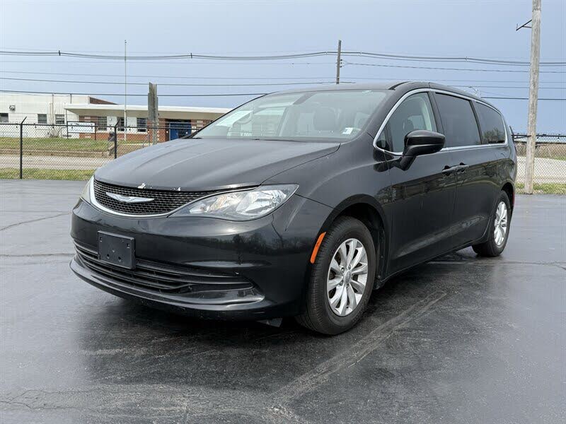 2017 Chrysler Pacifica Touring