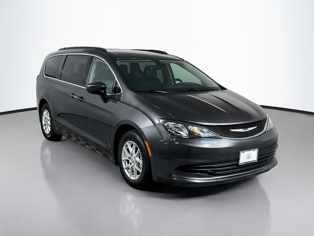 2020 Chrysler Voyager LXI