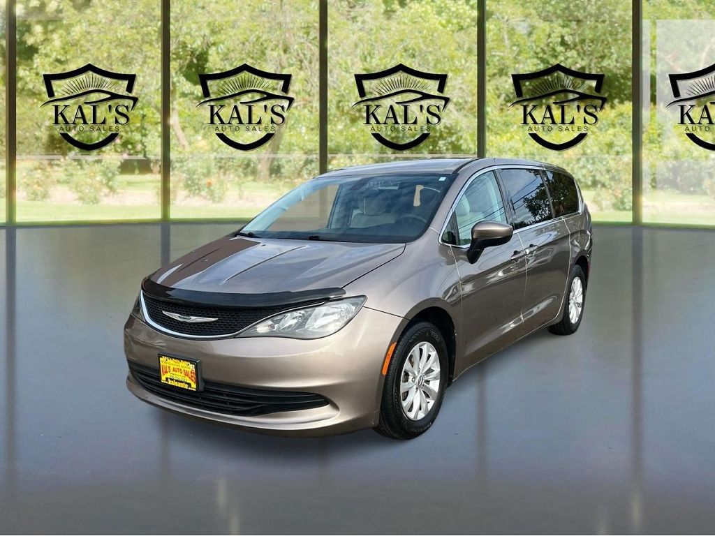 2017 Chrysler Pacifica Touring