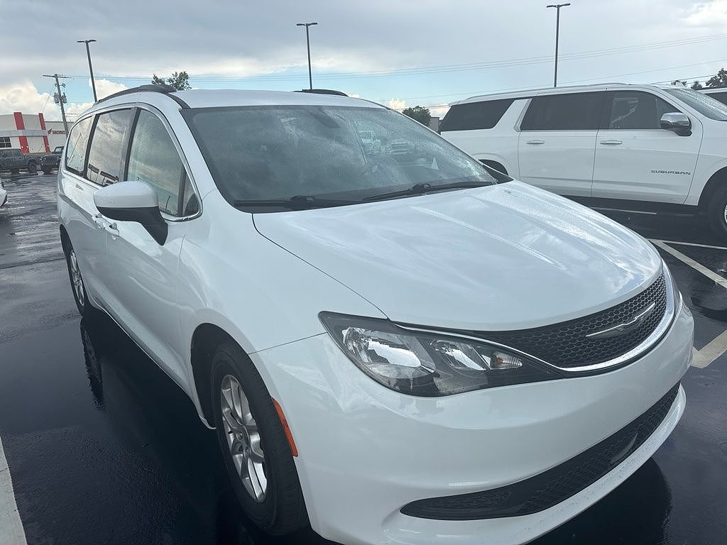 2021 Chrysler Voyager LXI