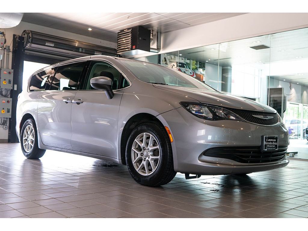 2017 Chrysler Pacifica Touring