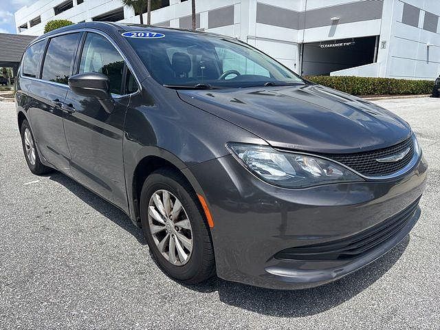 2017 Chrysler Pacifica Touring