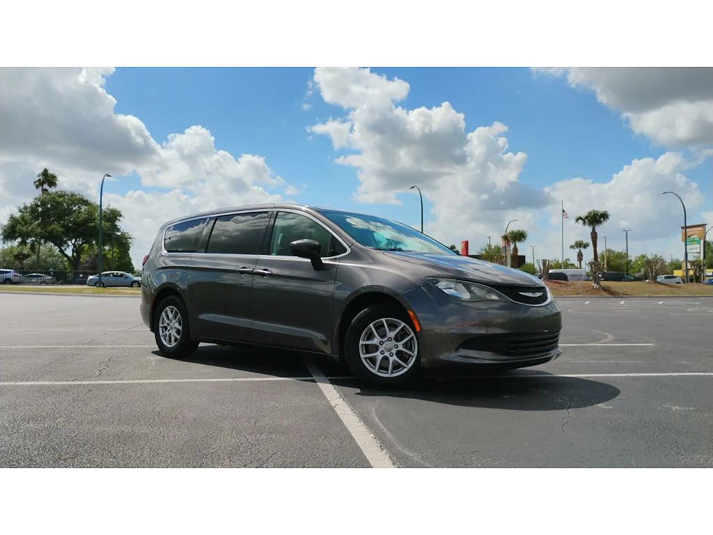 2017 Chrysler Pacifica Touring