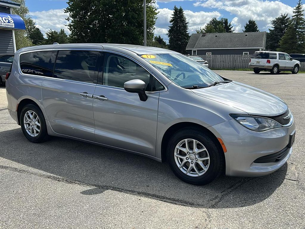 2017 Chrysler Pacifica Touring
