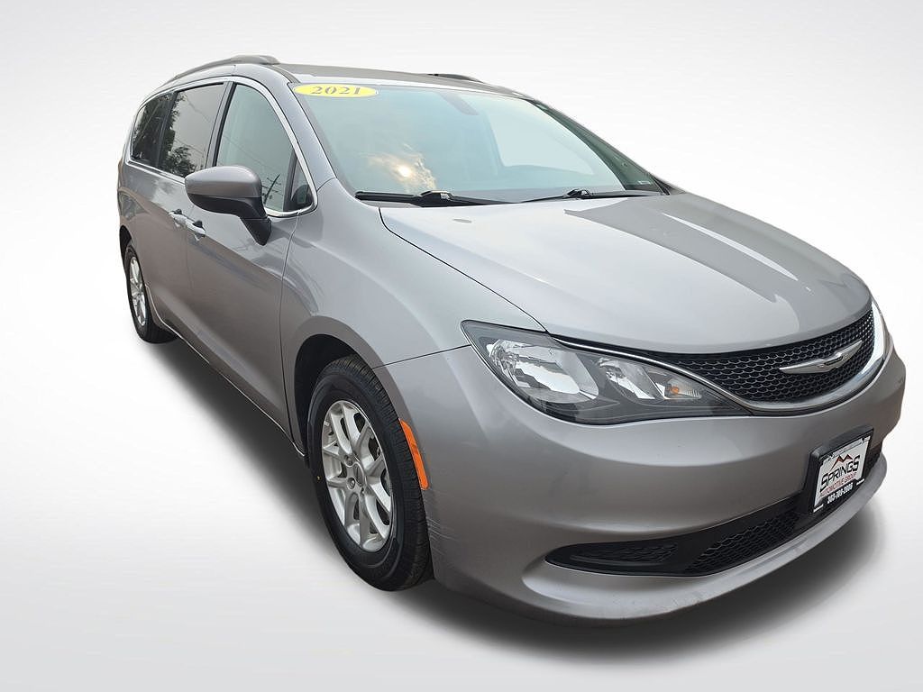 2021 Chrysler Voyager LXI